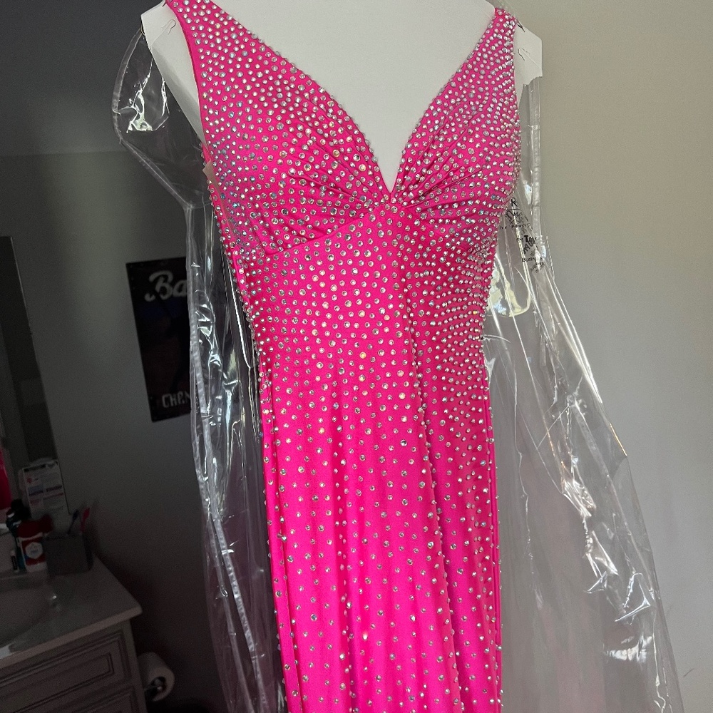 Jonathan Kaye prom dress